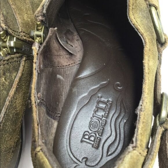 Born Womens Leather Booties Buckle Zipper Detail Size 7.5 Grunge Distressed Look - Picture 8 of 11